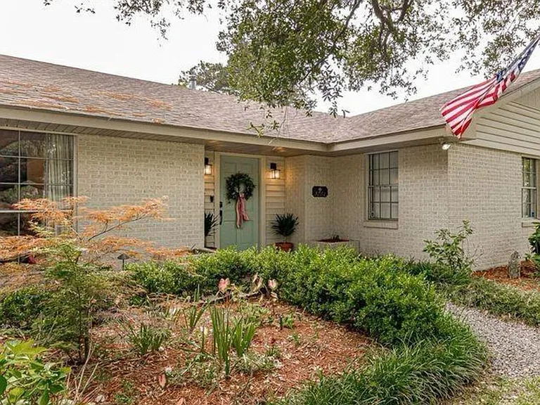 5734 Hyacinth Ave — Photo 3