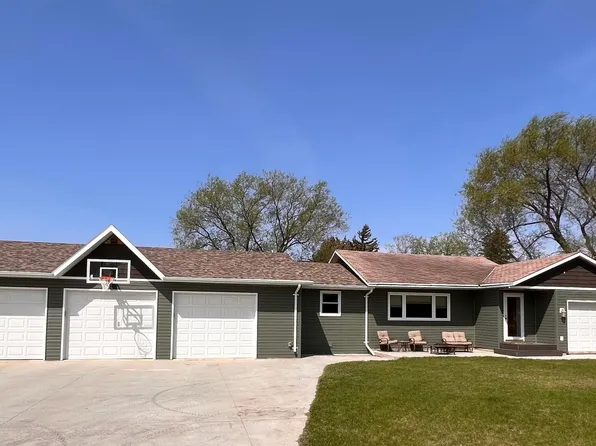 213 Minnesota St N, Fordville, ND 58231