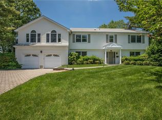 1031 Cove Rd, Mamaroneck, NY 10543