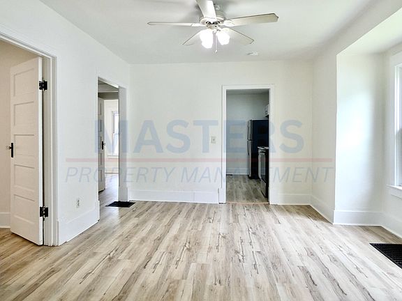 5th image of 1838 Giant St