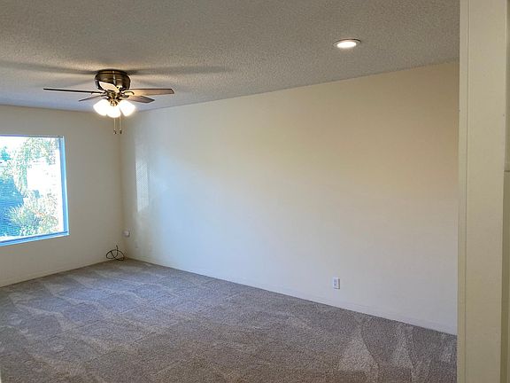 3rd image of 3340 Richland Dr #8