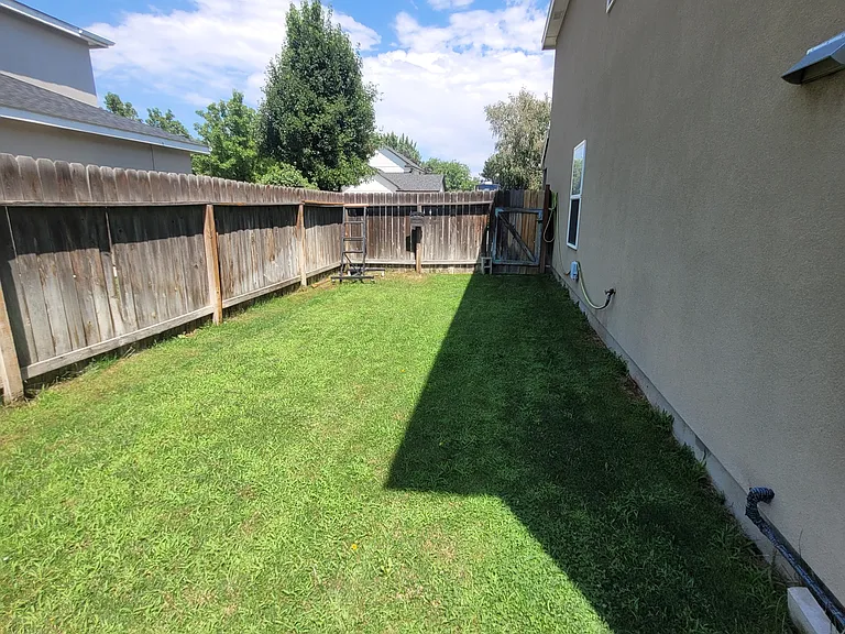 1655 E Fireside Dr — Photo 26