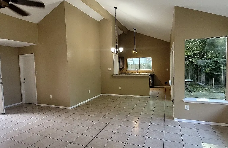3034 Sherborne St — Photo 2