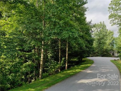 211 Tom Fazio Trce, Hendersonville, NC, 28739