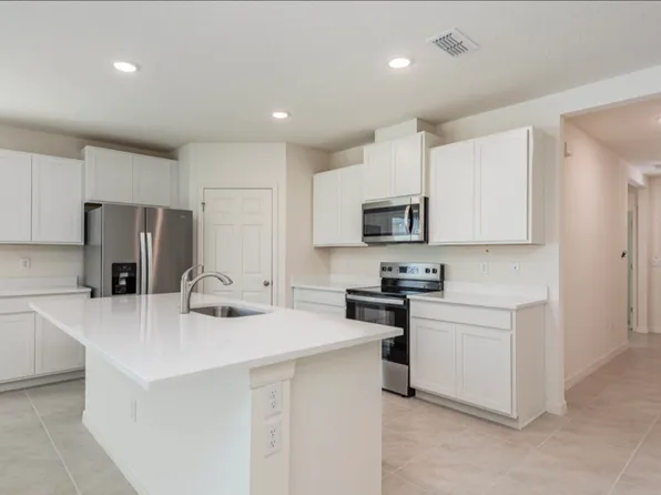 33620 Seattle Slew Dr, Sorrento, FL 32776