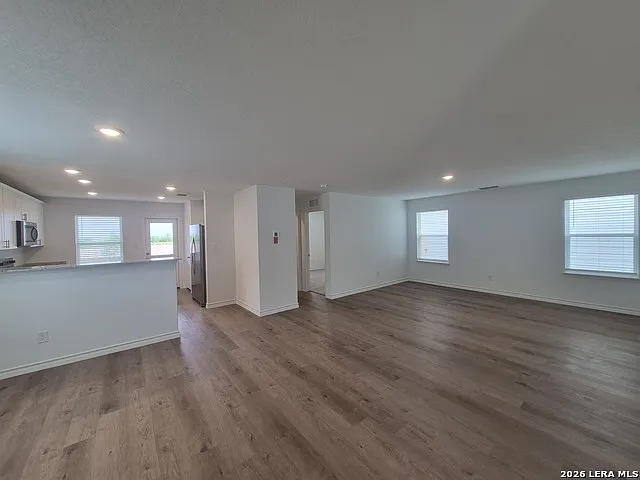 942 Bluegrass Point — Photo 5