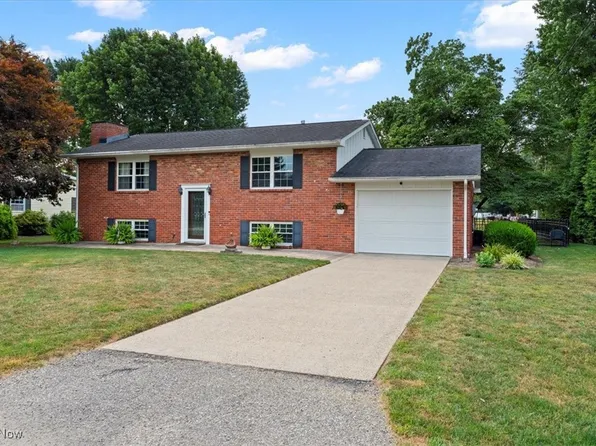 119 Mound Dr, Marietta, OH 45750