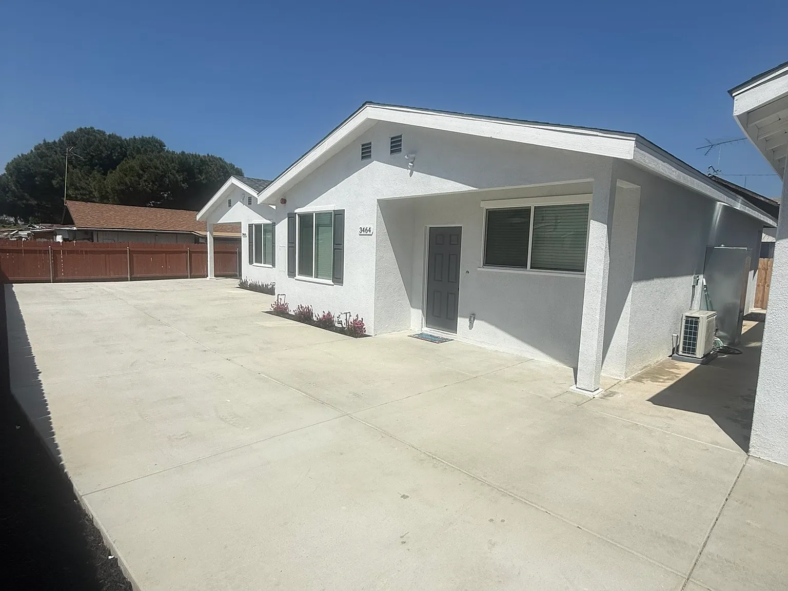 2 bed, 749 sqft, $2,650 — Photo 3