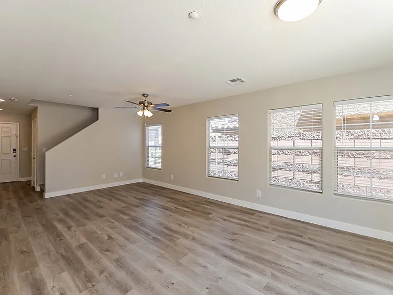 1168 Gecko Rd — Photo 5