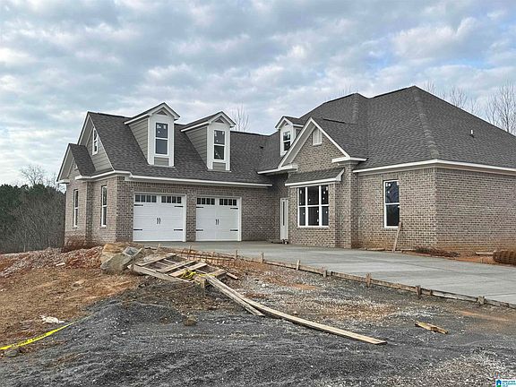 2nd image of 694 Norfolk Dr