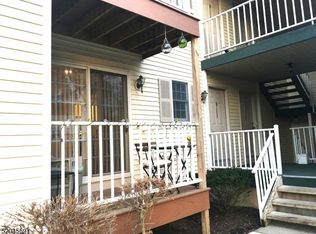 263 Potomac Dr, Basking Ridge, NJ 07920