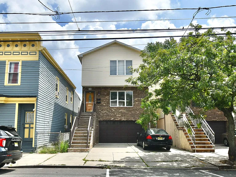 134 Prospect Ave — Photo 1