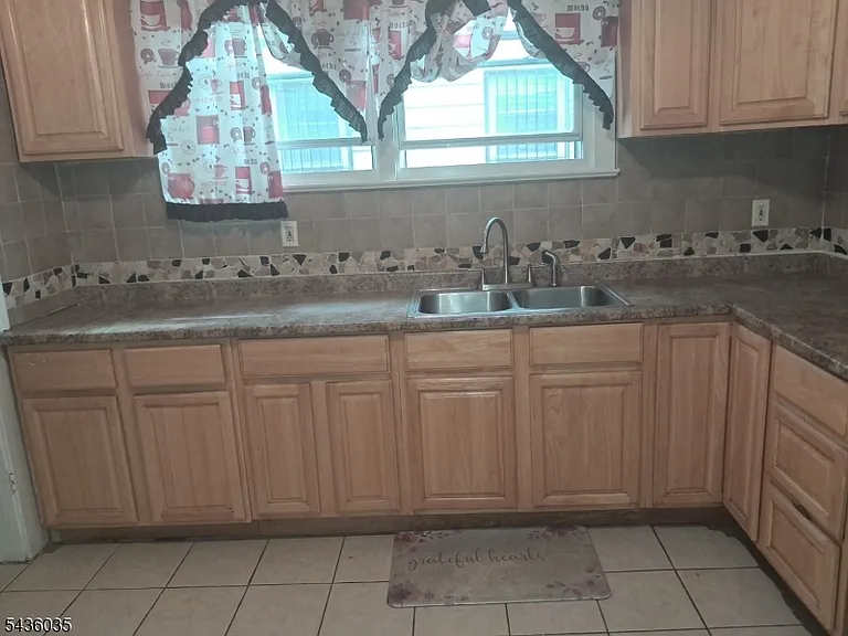 19 Bayview Ave #2 — Photo 14