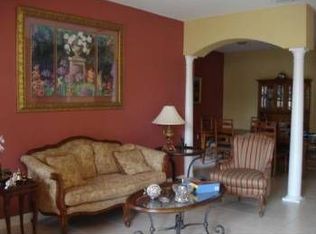 10858 NW 84th Ln, Doral, FL 33178