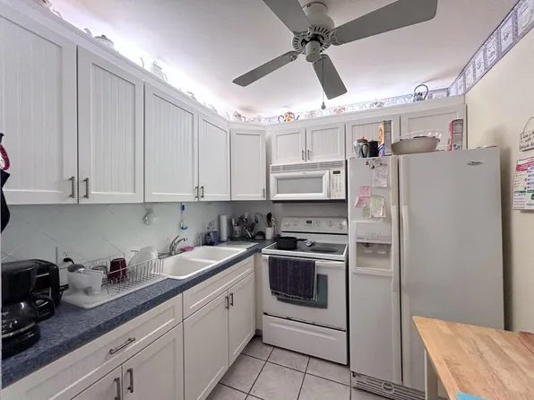 340 Horizons W #203, Boynton Beach, FL 33435