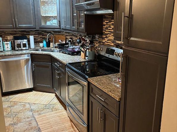 7525 W Lawrence Ave Unit 303