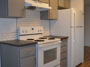 121 NE Hearthwood Blvd APT B, Vancouver, WA 98684