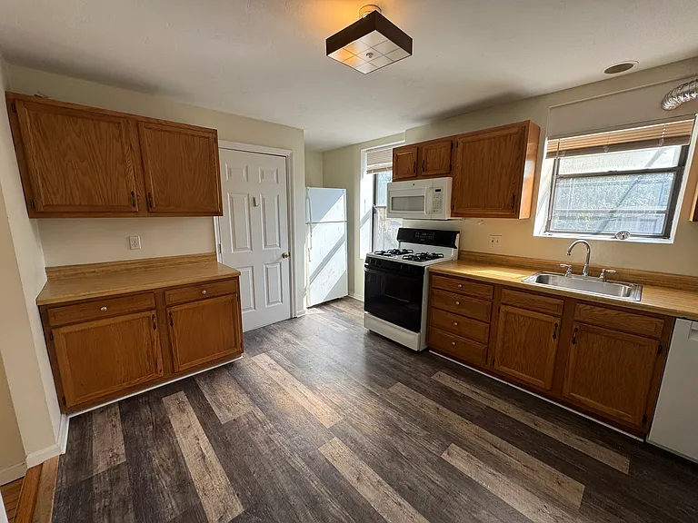 2028 Mass Ave #2 — Photo 3