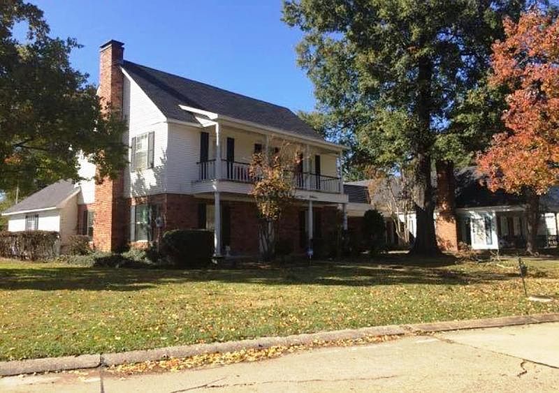 2nd image of 3501 Stowers Dr