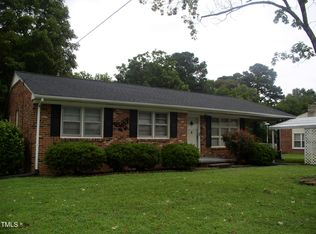 546 Sagefield Dr, Henderson, NC 27537