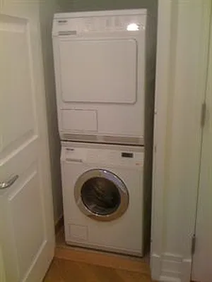 Rented by Douglas Elliman | media 14