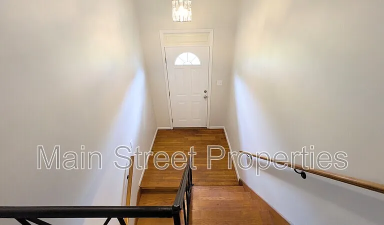 2117 Pullman Cir — Photo 24