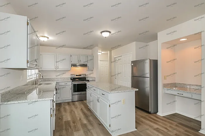 16920 Hickory Forest Ln — Photo 7