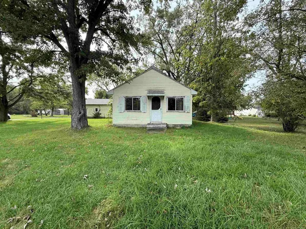 1895 Range Rd, Smiths Creek, MI 48074