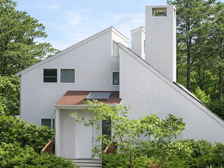 34 Park Cir — Photo 3