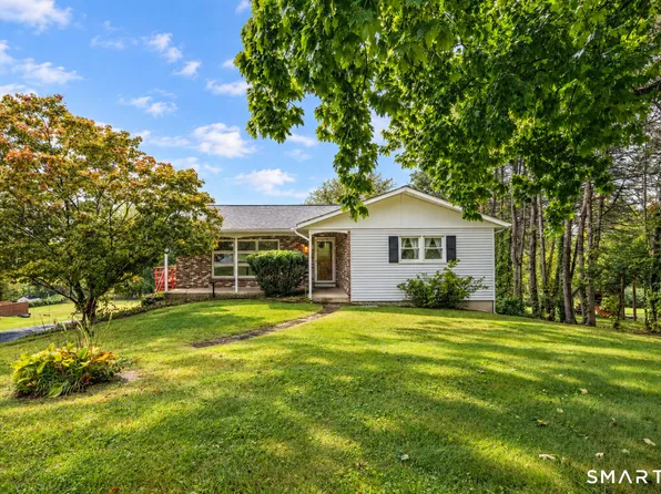 54 Evelyn Drive, Naugatuck, CT 06770