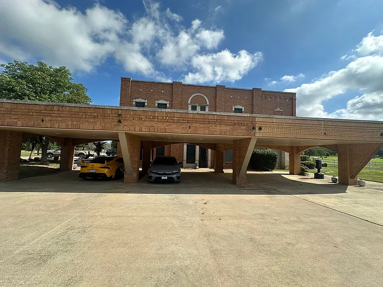 11351 Hilltop Rd — Photo 35