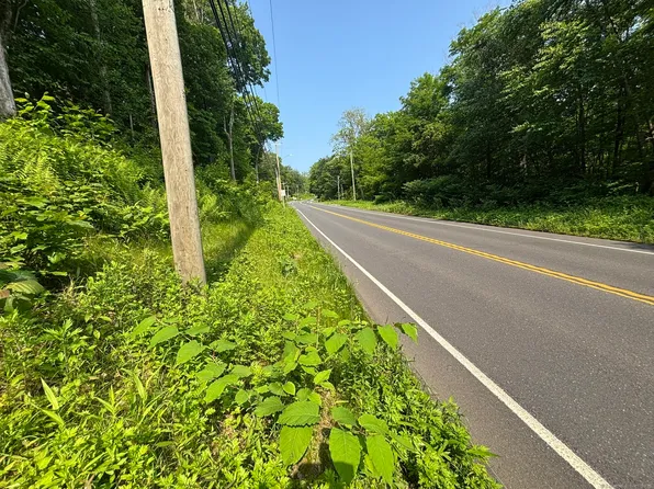 44 Cheshire Road, Prospect, CT 06712