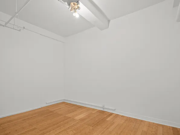 208 West 30th Street image 10 of 12