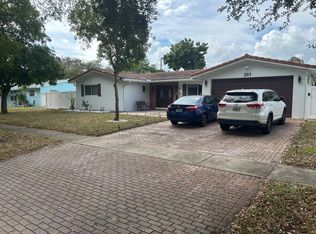 261 SW 52nd Ave, Plantation, FL 33317