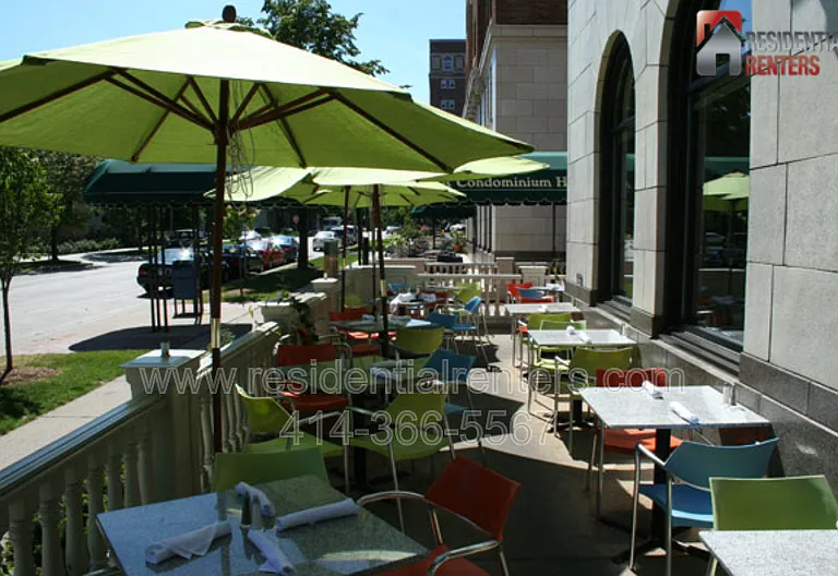 1028 E Juneau Ave #209 — Photo 22
