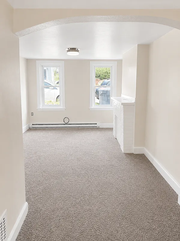 1 bed, 1.0 bath, $1,150 — Photo 3