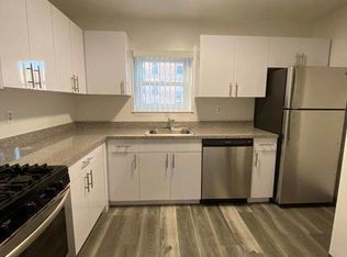 66-08 Austin St #J2, Rego Park, NY 11374