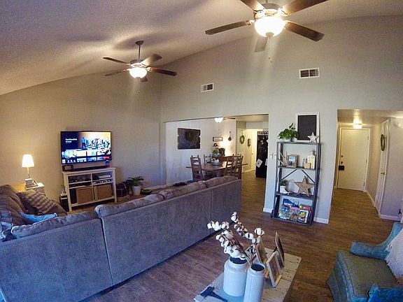 5th image of 9819 N 56th Dr
