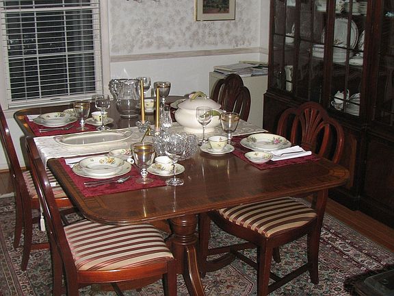 Dining Room w/wood floors