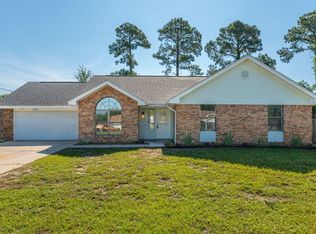 1018 Quail Hollow Dr, Mary Esther, FL 32569