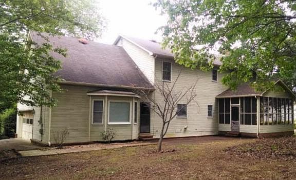 2nd image of 3073 Woodbridge Dr