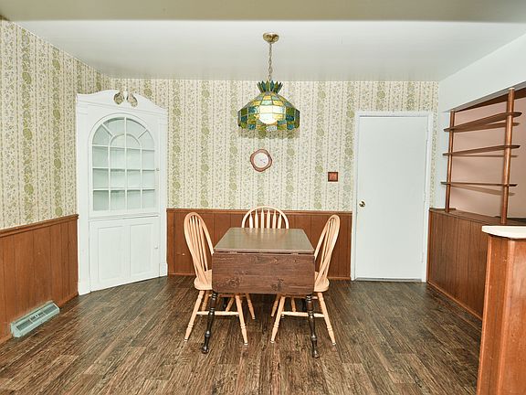 4th image of 6136 Hickorywood Dr