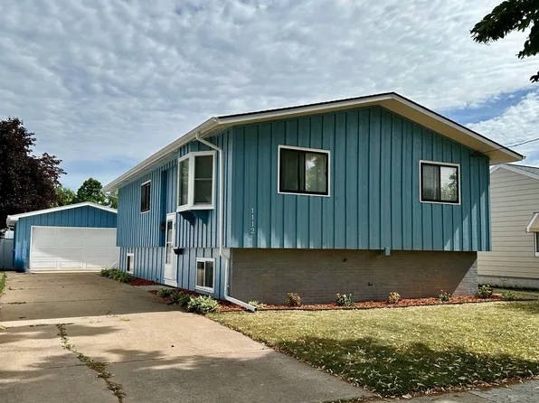 1112 Taft Ave, Oshkosh, WI 54902