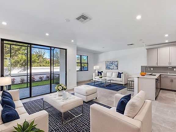 4th image of 7574 Rockefeller DR