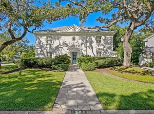 1225 S Roxmere Rd, Tampa, FL 33629