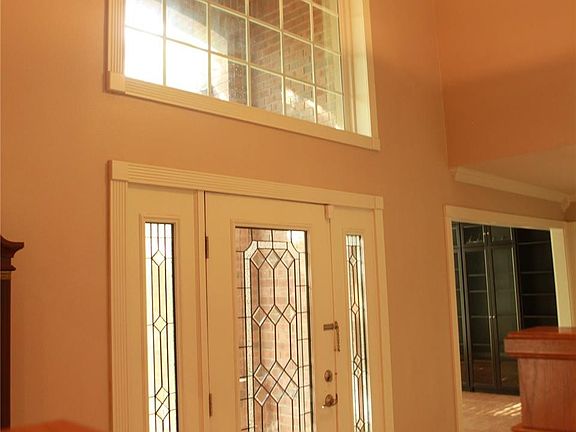 5th image of 1624 S Wintersmith Dr