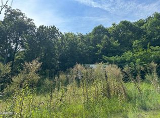 3222 Jenkins St, Knoxville, TN 37921