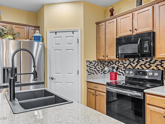 4th image of 42806 W WHISPERING WIND Lane
