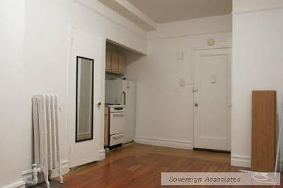 2nd image of 936 W End Ave APT C17