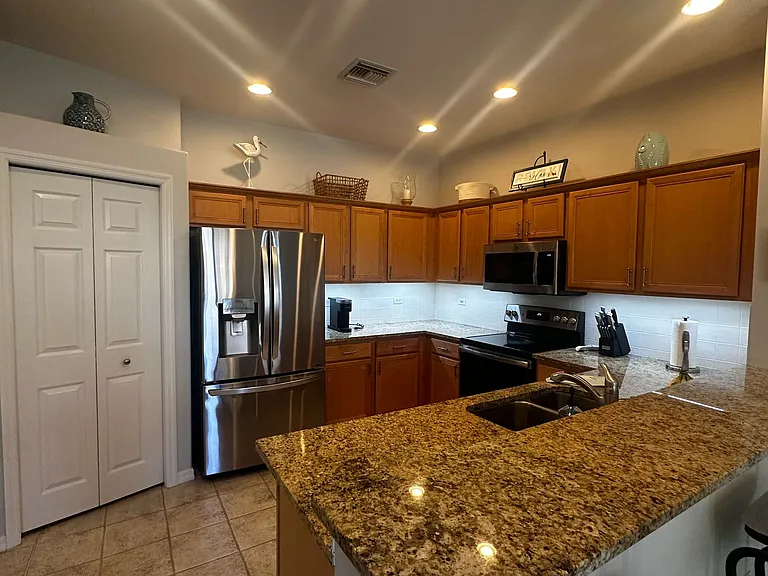 17006 Middlebrook Ct — Photo 17